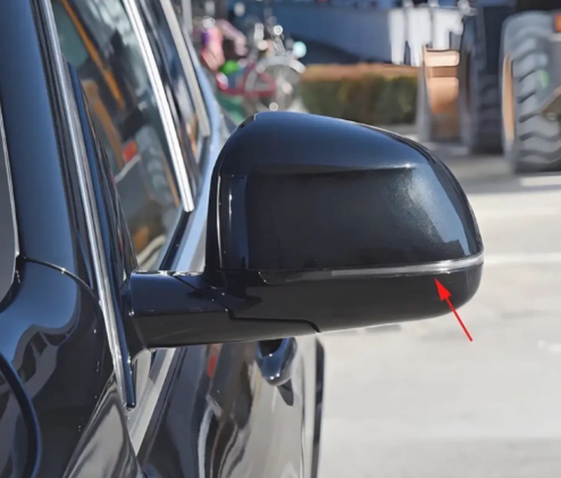 Поворотник повторитель в зеркало BMW X5 G05 BMW X6 G06 BMW X7 G07